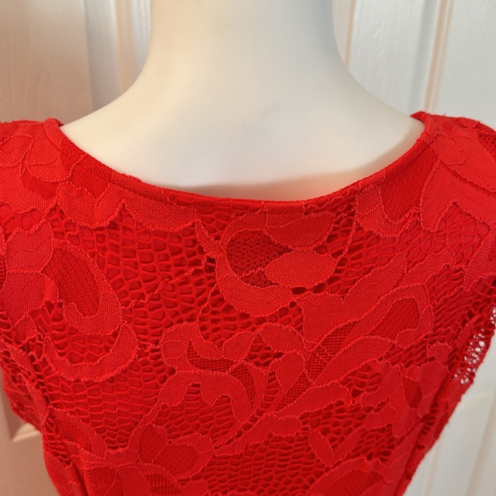 Ronni Nicole red lace dress size 6 - Picture 6 of 7